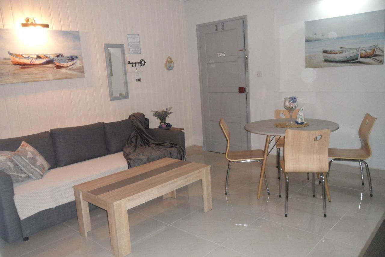 Apartment Ground Floor, Free Internet أيا نابا المظهر الخارجي الصورة